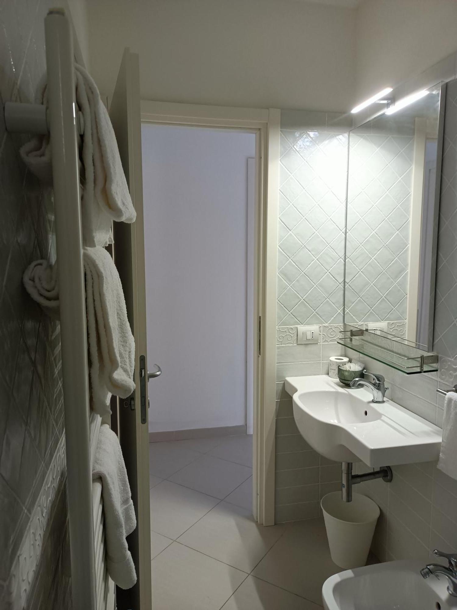 Luxury Beach House Porto Santo Stefano  Bagian luar foto